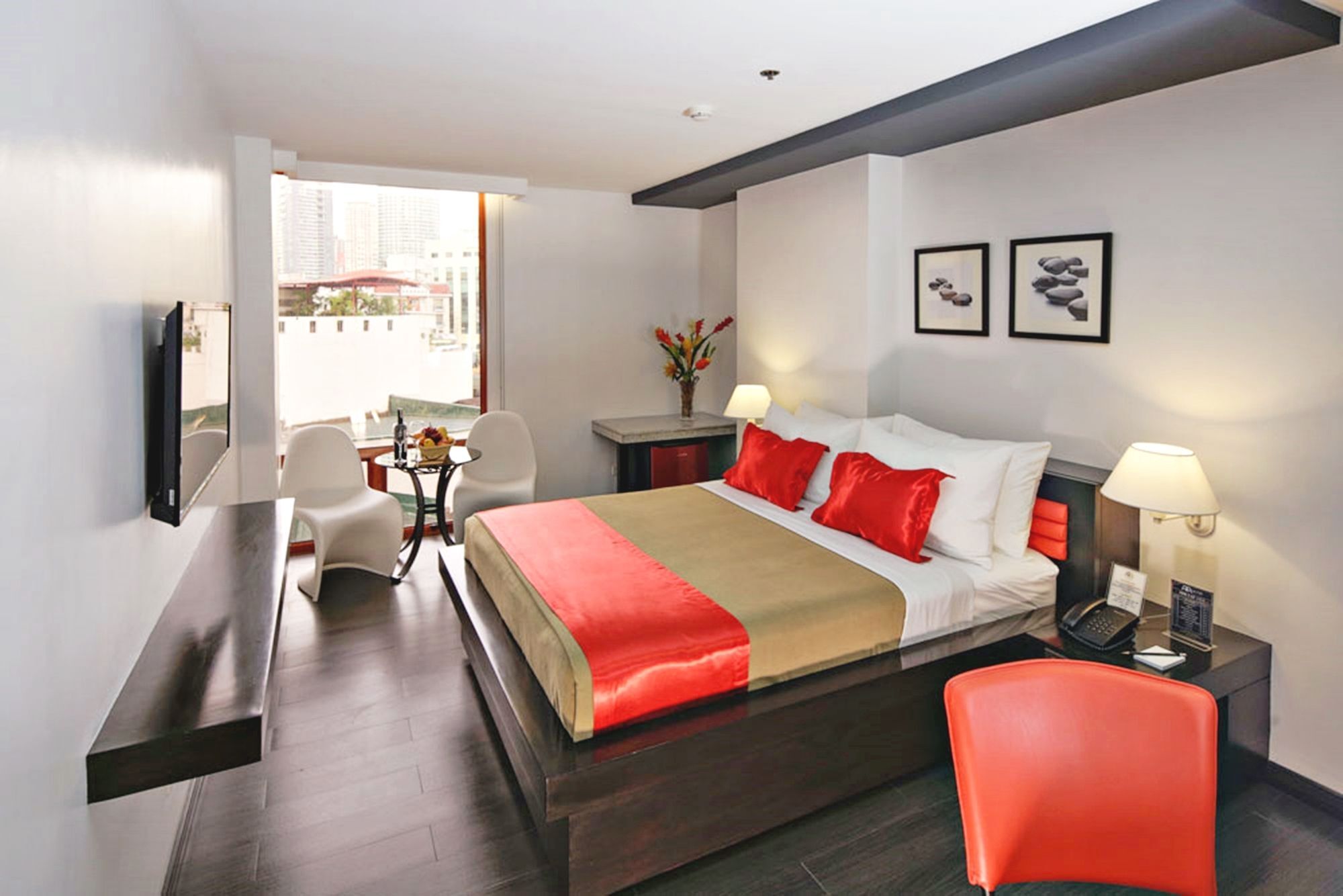 Ritz Astor Hotel Makati City Extérieur photo