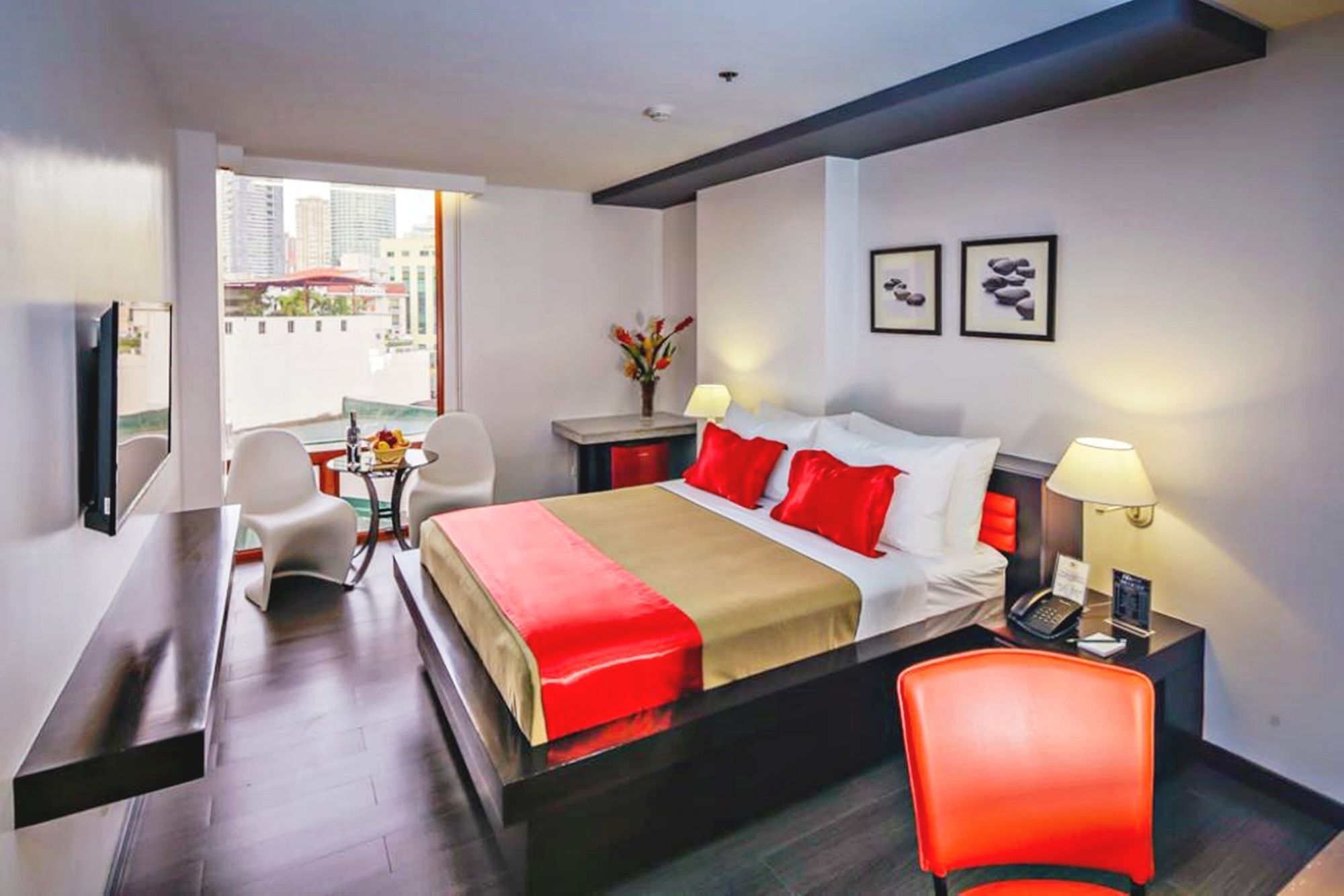 Ritz Astor Hotel Makati City Extérieur photo